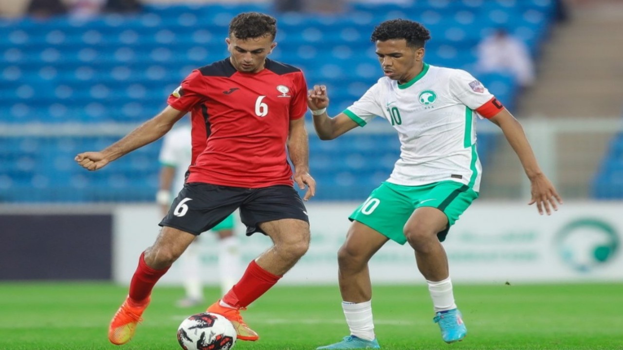 مصعب الجوير يخطف الأنظار في كأس العرب للشباب