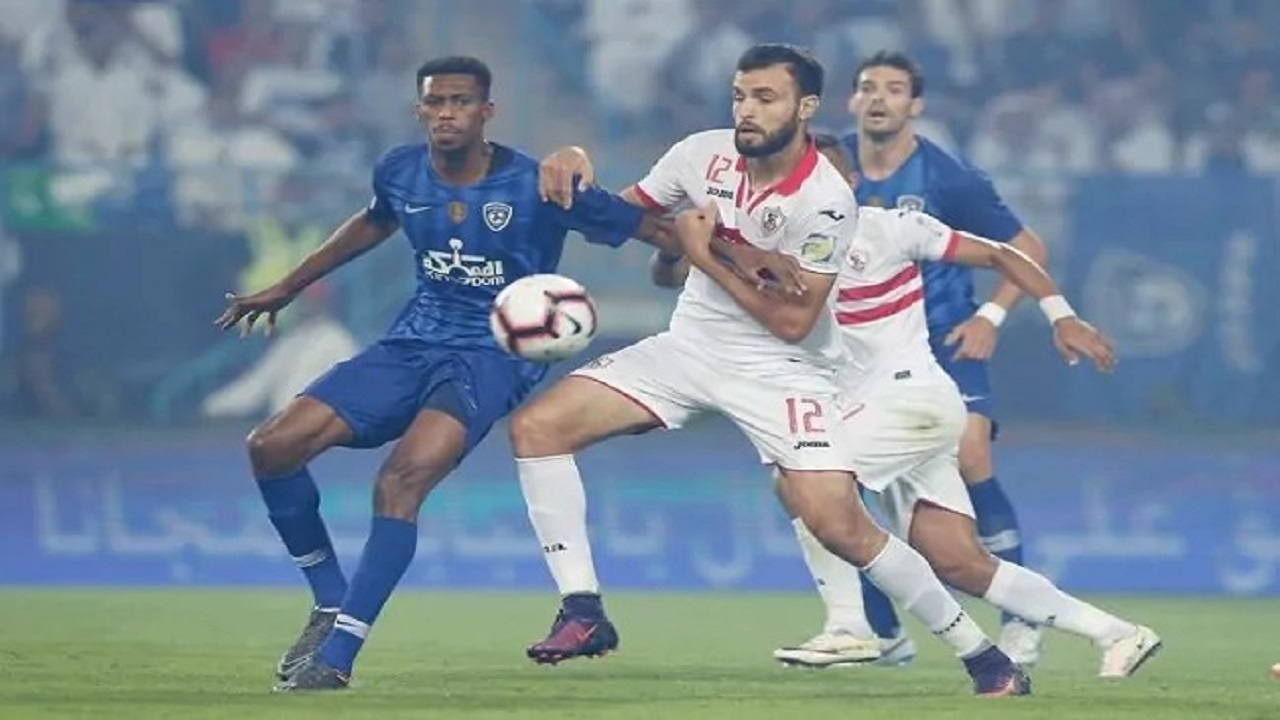 أحمد حسن يتوقع تفوق الهلال على الزمالك