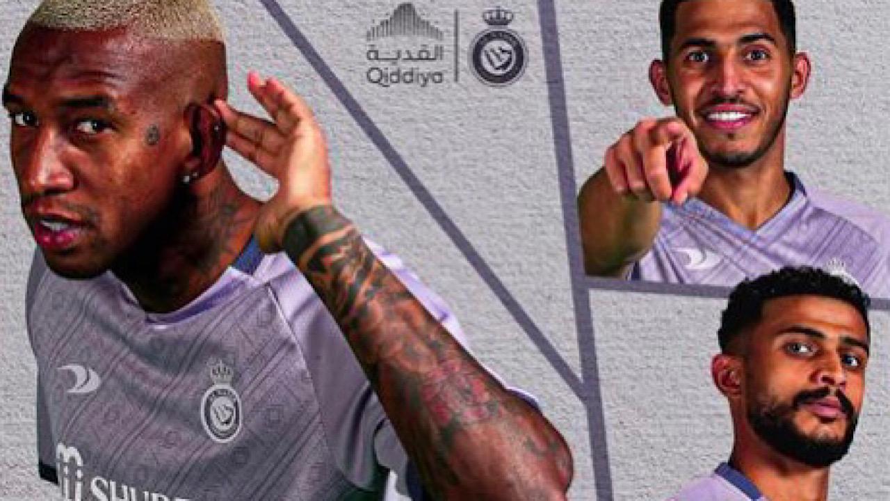 “النصر” يعلن عن قميصيه الثالث والرابع في متجره الرسمي