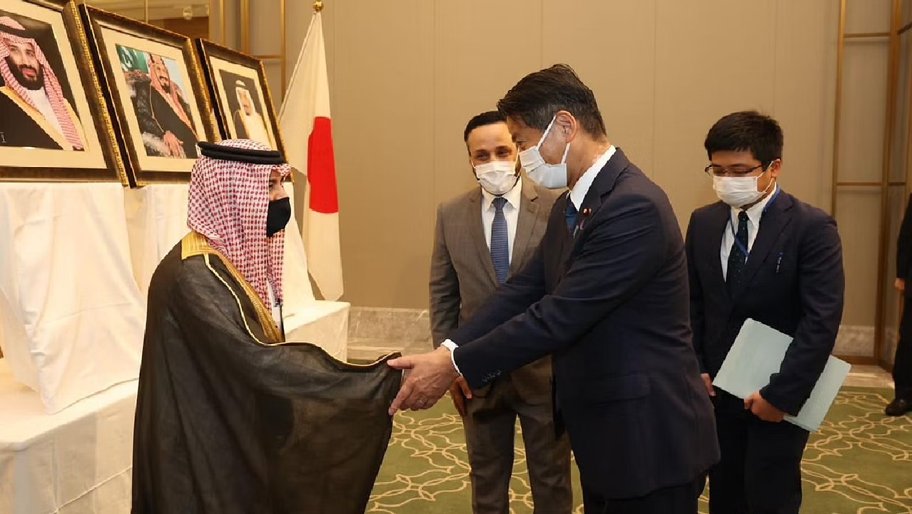 وزير ياباني: السعودية أفضل وأهم صديق لنا