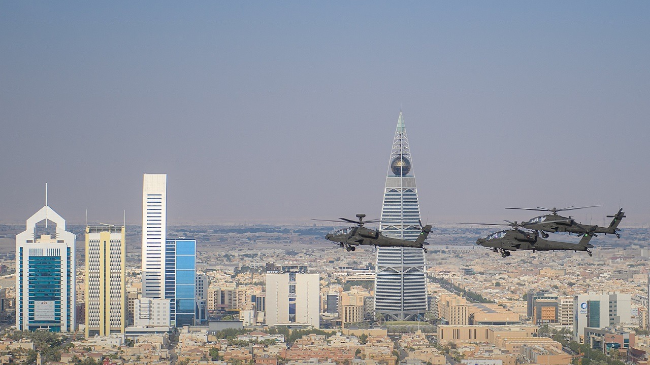 صرح منيع..طيران الحرس الوطني يشارك في أكبر استعراض جوي باليوم الوطني