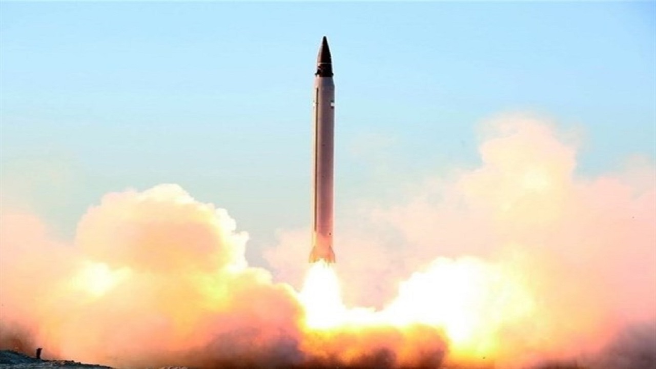 أمريكا تختبر صاروخاً باليستياً عابراً للقارات اليوم
