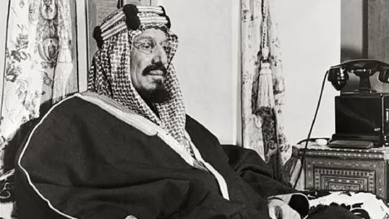 بالفيديو .. هكذا كان الملك عبدالعزيز يختار الأشخاص الذين يعملون معه