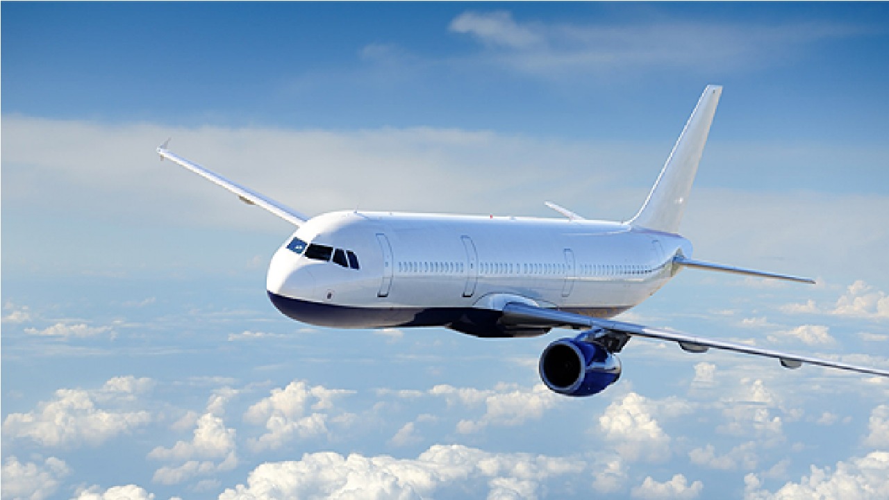 “الاستشارات الجوية”: فتح السوق المحلي لشركات الطيران يضبط الأسعار