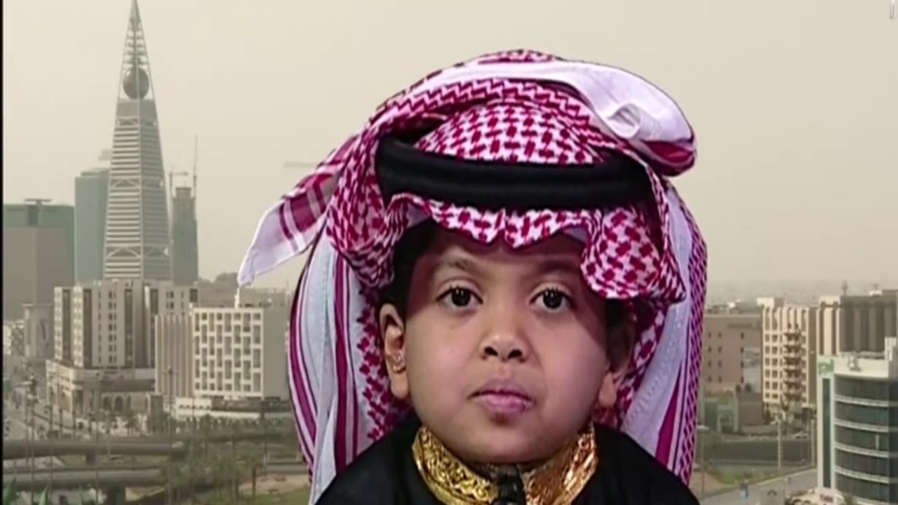 بعدما خطف الأنظار بفصاحته وجرأته.. الطفل محمد الشمري يروي تفاصيل لقائه بأمير الباحة (فيديو)