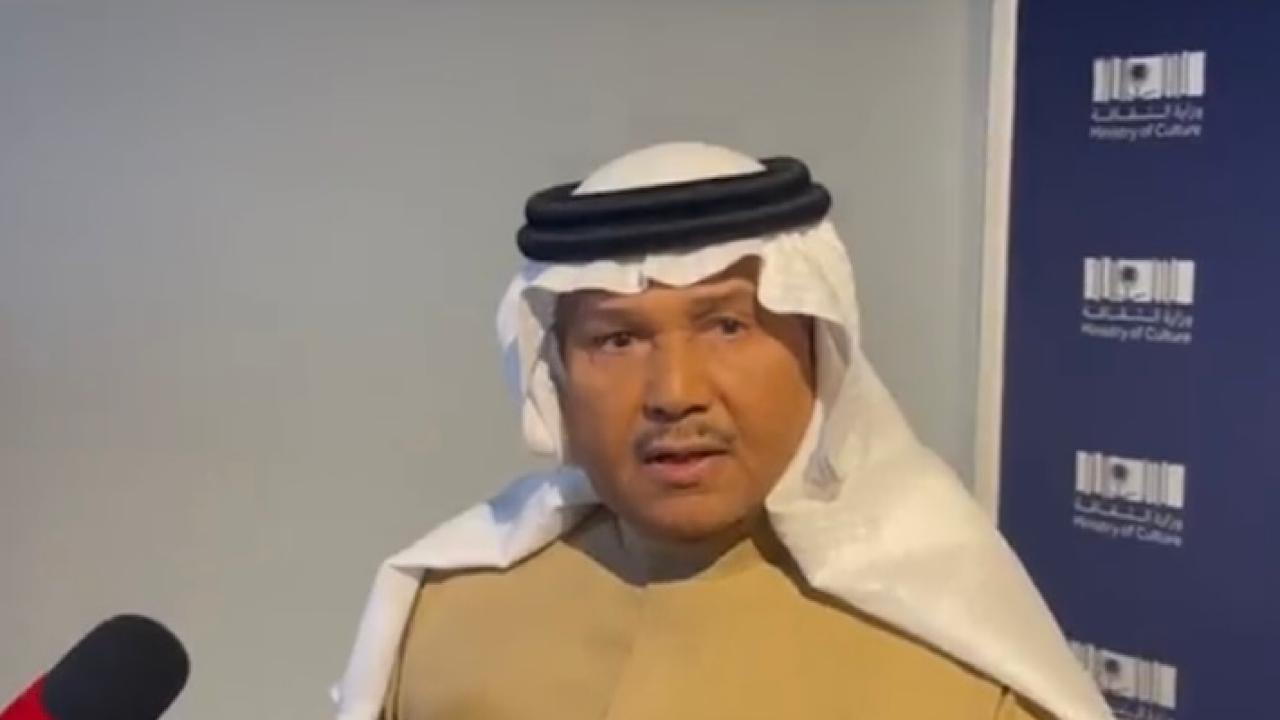 محمد عبده‬⁩ ‬: عاميتنا فصيحة ولهذا يقل غناء الفنانين بالفصحى (فيديو)