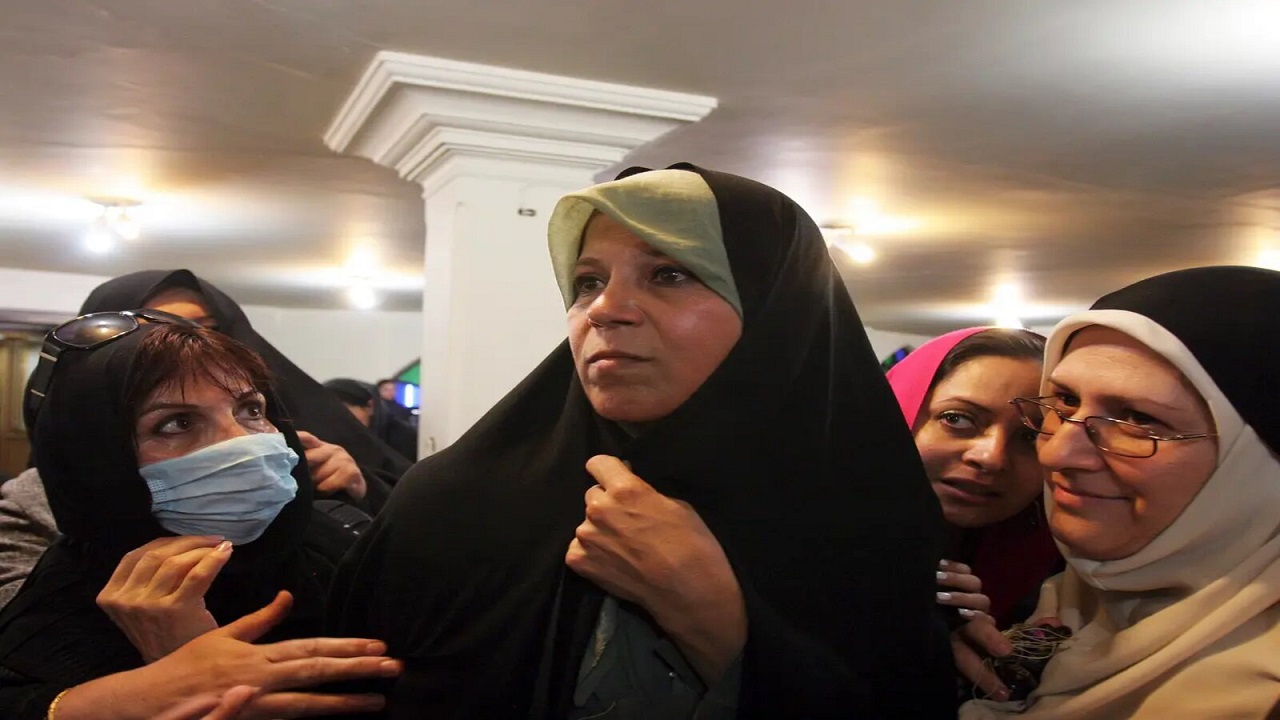 اعتقال ابنة الرئيس الإيراني الأسبق لتأييدها الاحتجاجات