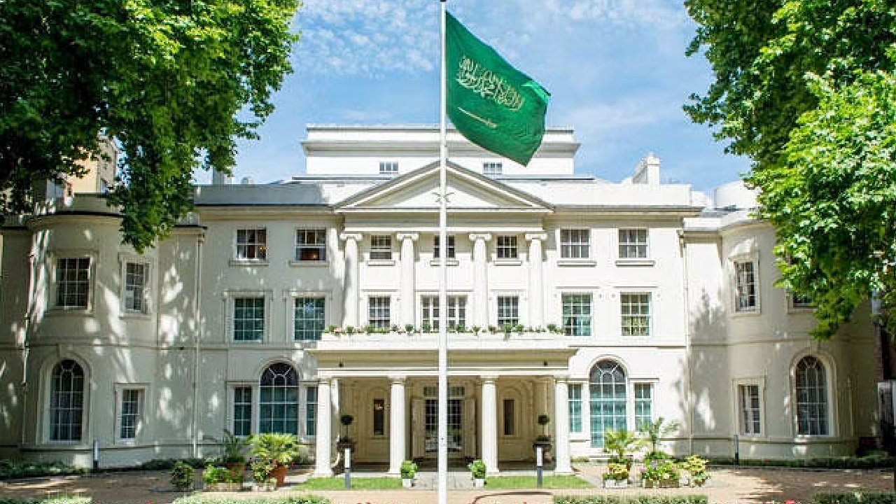 سفارة المملكة في بريطانيا تعزي في وفاة الملكة إليزابيث الثانية