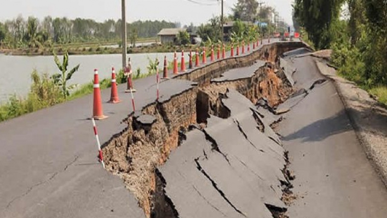 تحذير من تسونامي بعد زلزال عنيف في بابوا غينيا الجديدة