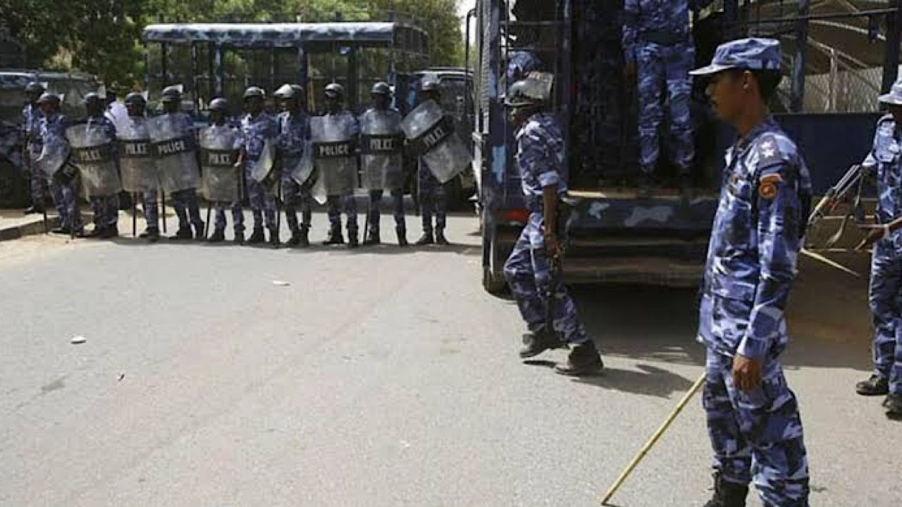 القبض على أخطر مروجة للمخدرات في السودان