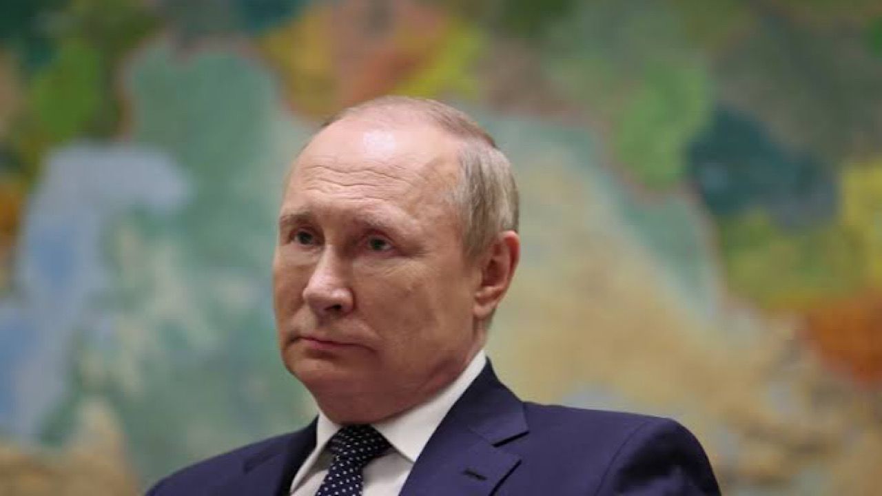 القلق يتجدد حول تدهور صحة بوتين بسبب فقدان الوزن والسعال المستمر