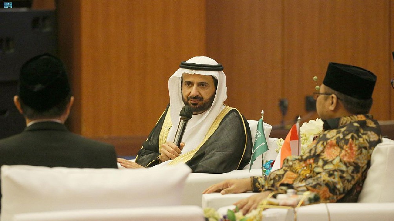 وزير الحج يعلن إلغاء كافة الشروط والقيود لمعتمري إندونيسيا
