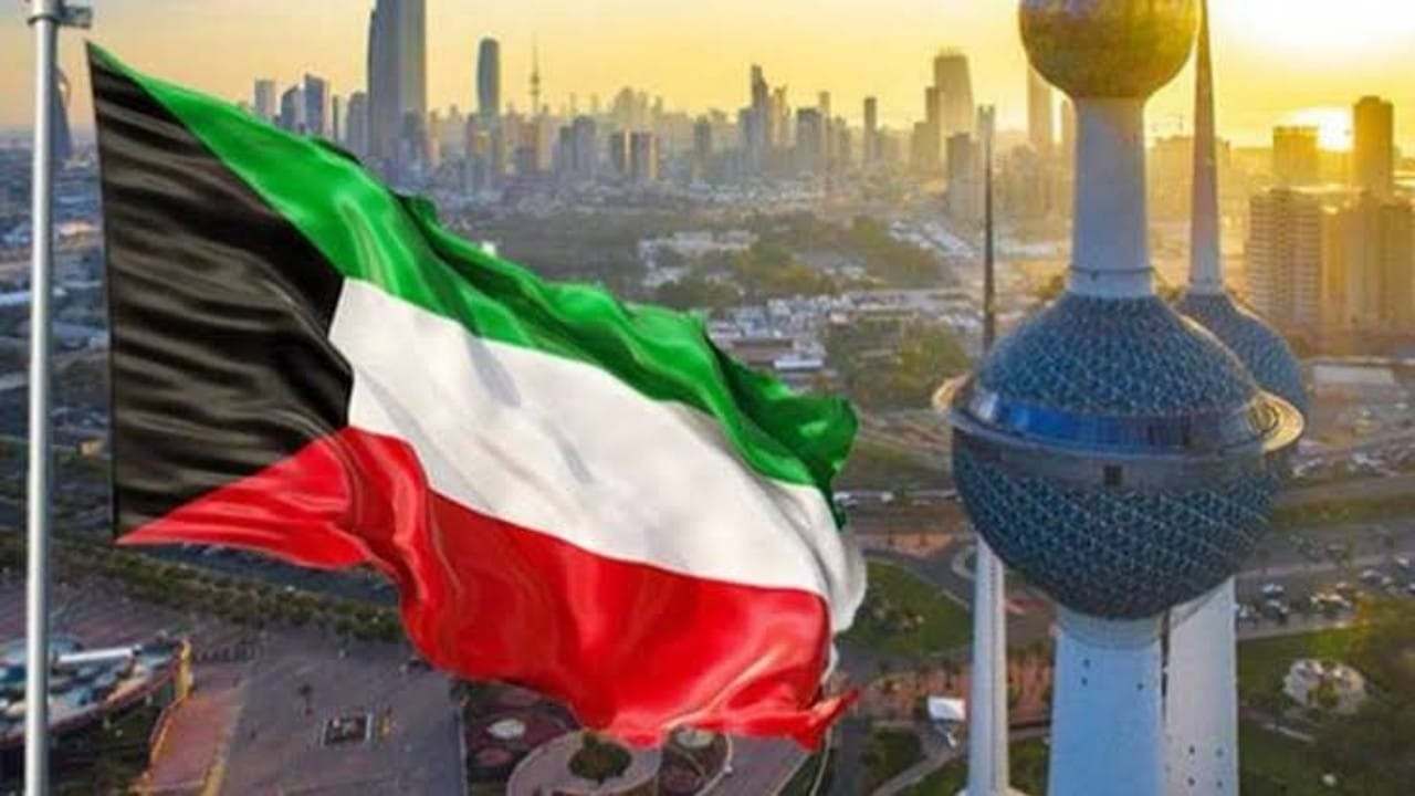 أعضاء الحكومة الكويتية الجديدة يضعون استقالاتهم تحت تصرف رئيس الوزراء
