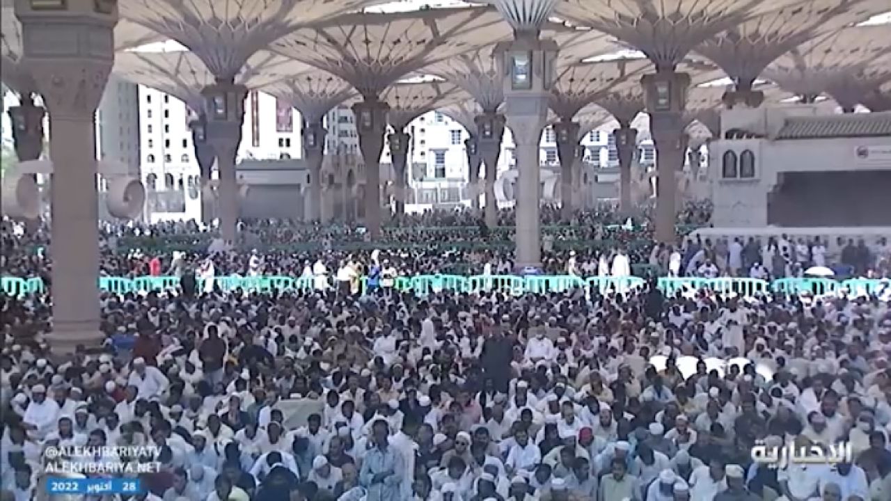 خطيب المسجد النبوي: المجالس الافتراضية في منصات التواصل تجاوزت الحدود ووصلت إلى الإدمان (فيديو)