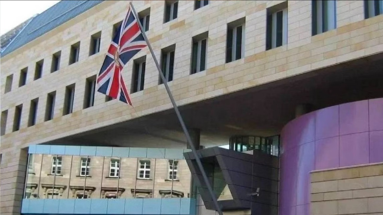وظائف شاغرة في السفارة البريطانية بالسعودية