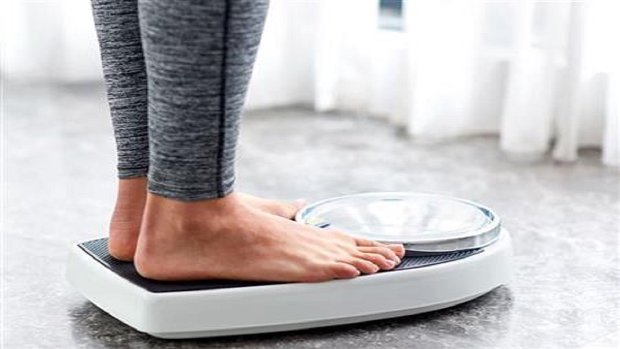 “الخضيري” يكشف وسائل لخفض الوزن تعيده أسوأ مما كان حال تركها