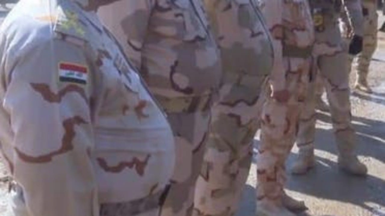 &#8220;الدفاع العراقية&#8221; يحيل الضباط الذين يعانون من السمنة إلى التقاعد
