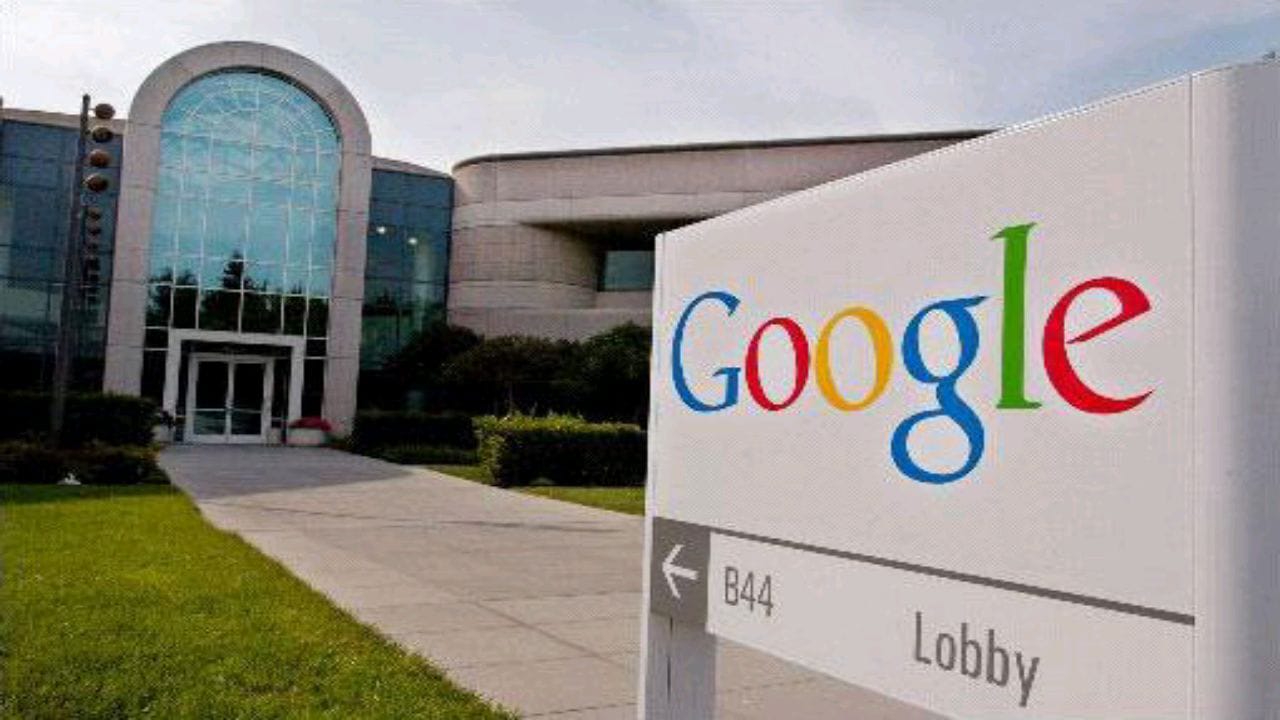 جوجل تغلق خدمة “هانج أوت” وتوجه مستخدميه لجوجل شات