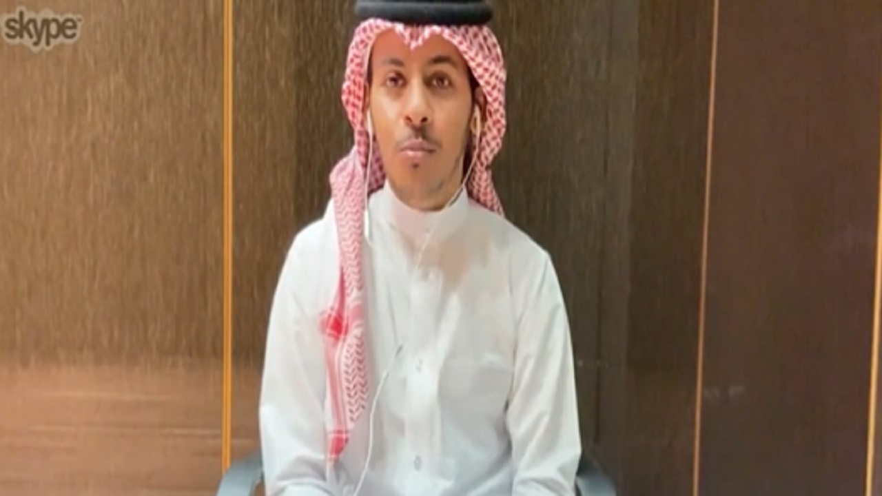 بالفيديو.. مواطن يسير على الأقدام من جدة إلى قطر لحضور المونديال