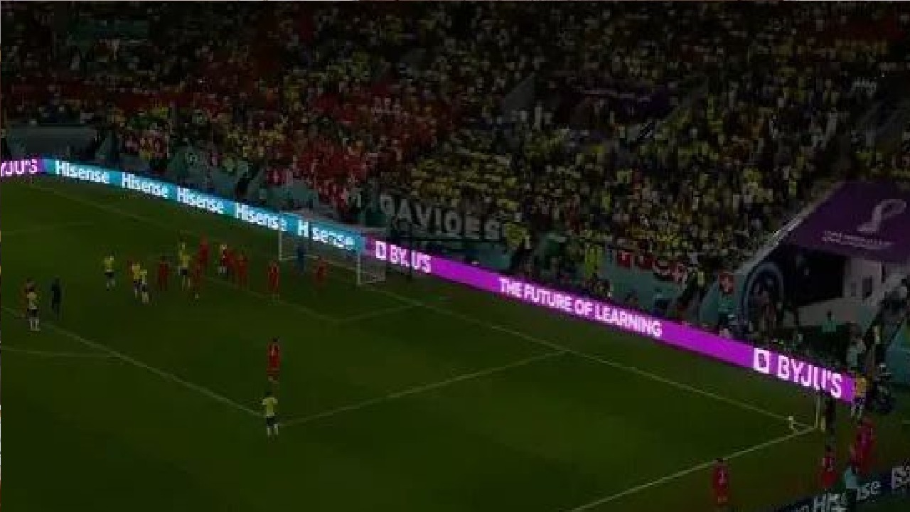 بالفيديو .. لحظة انقطاع الكهرباء في ملعب مباراة سويسرا والبرازيل
