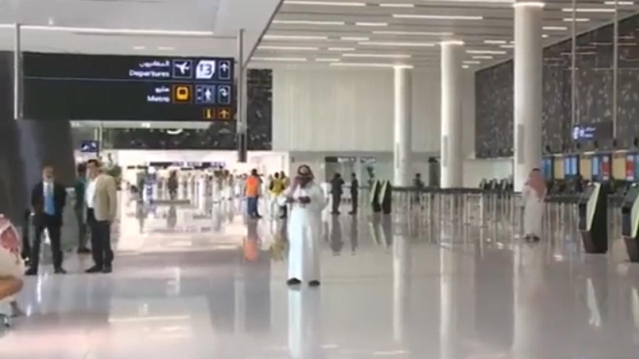 بالفيديو.. الصالات الدولية المطورة لمطار الملك خالد بـ ⁧‫الرياض‬⁩ قبل تشغيلها