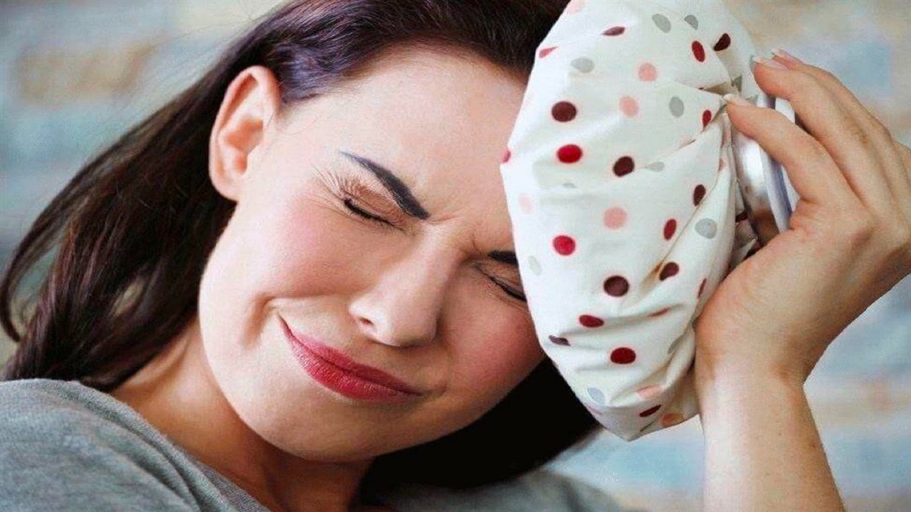 بالفيديو ..سلوكيات خاطئة في علاج الصداع
