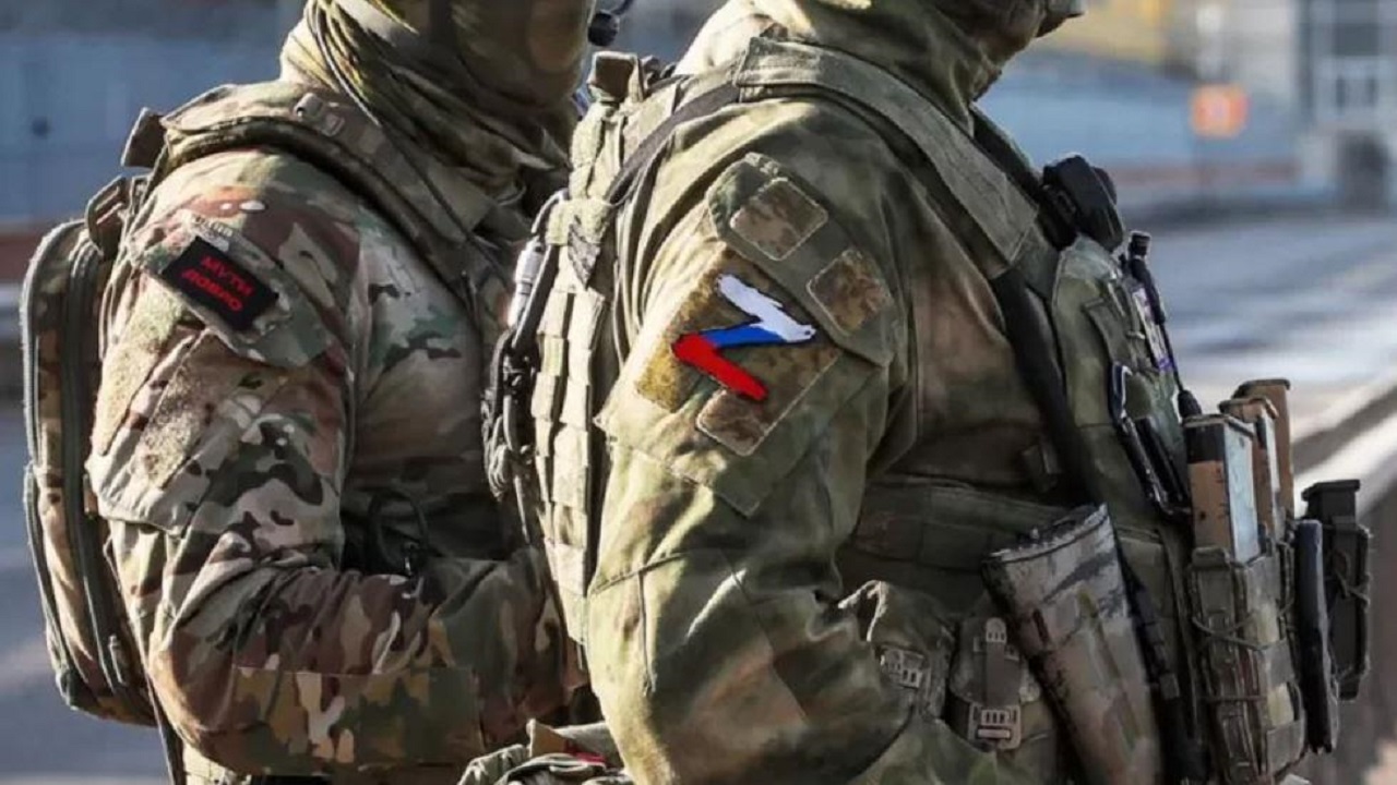 الظلام يخيم على أوكرانيا وبوتين يكافأ الجنود الروس