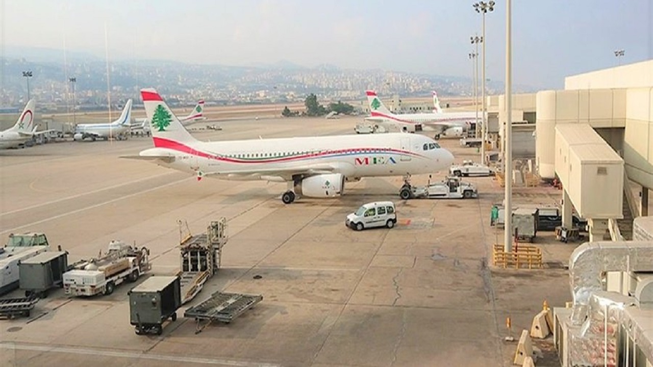 صورة من مطار بيروت تحزن اللبنانيين