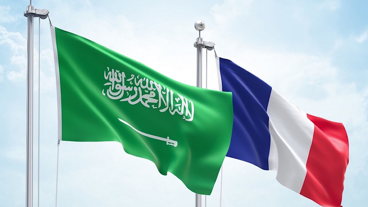 السفارة الفرنسية في الرياض: توقف إصدار التأشيرات في المملكة