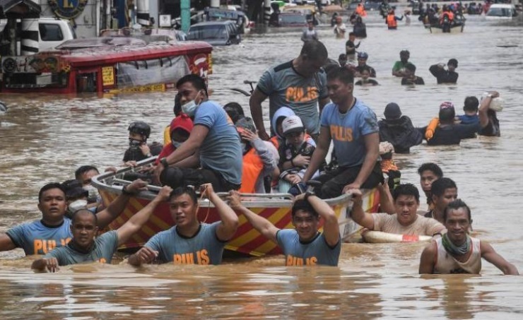 مصرع 25 شخصاً جراء فيضانات وانهيارات أرضية في الفلبين