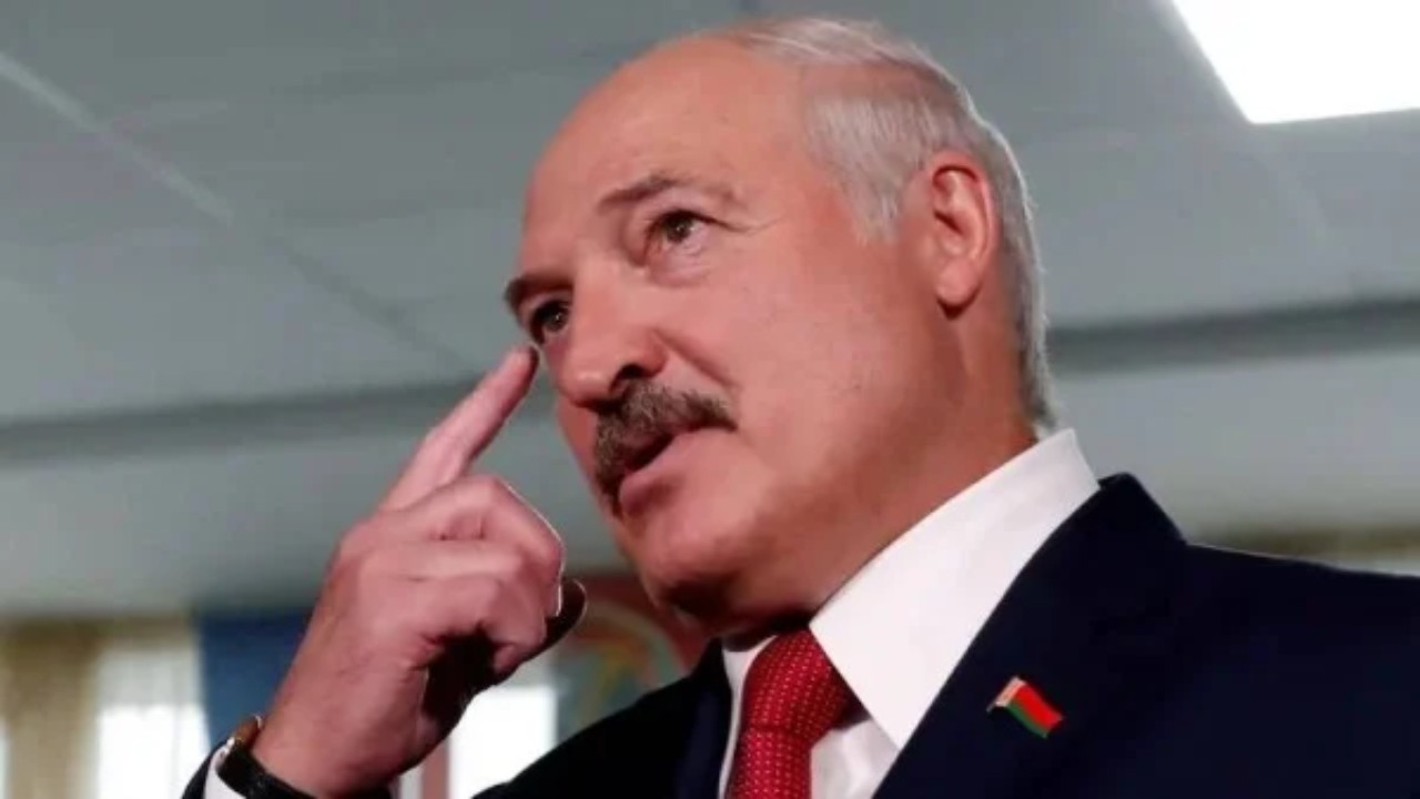 رئيس بيلاروسيا: لا نستبعد اندلاع حرب ضدنا