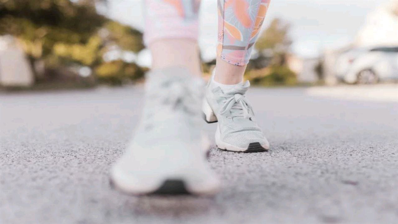 المشي 6 آلاف خطوة يومياً يحد من إصابة كبار السن بأمراض القلب
