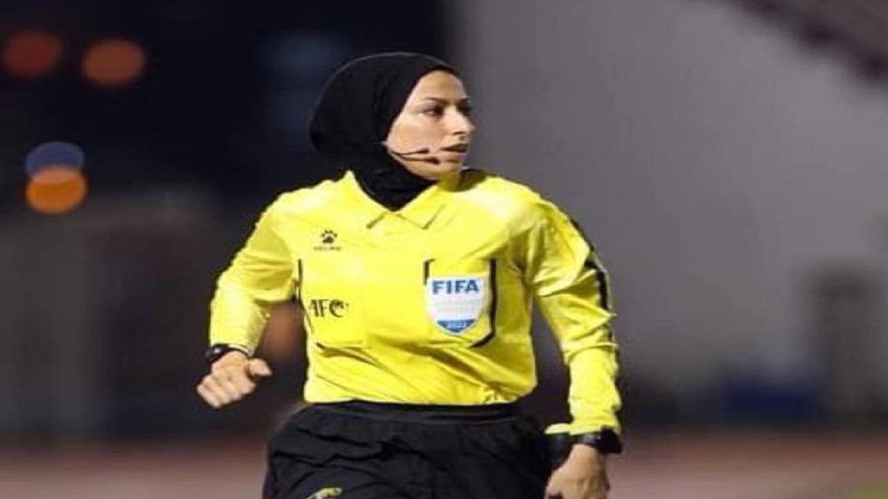 حكمة فلسطينية تشارك في كأس العالم للسيدات لأول مرة