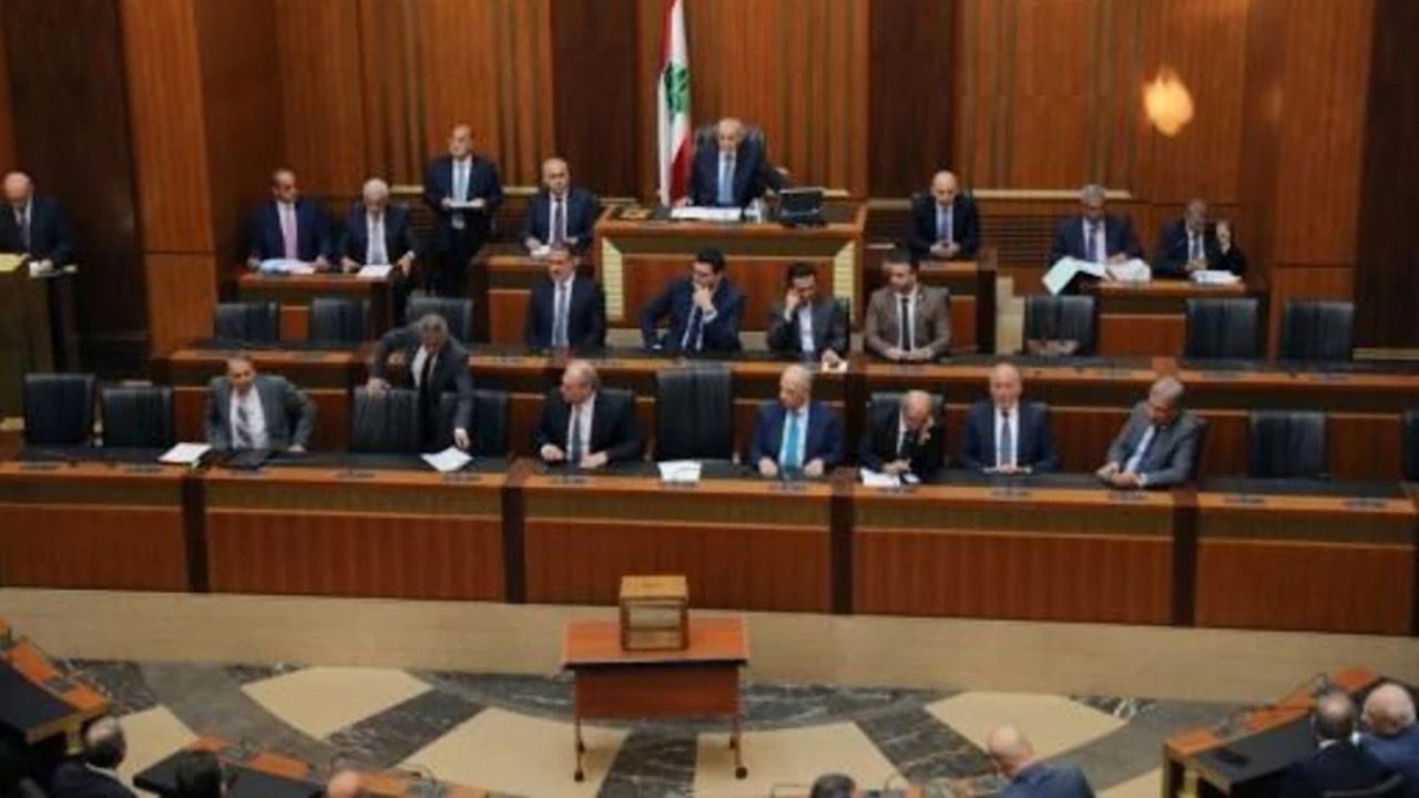 لبنان: البرلمان يفشل للمرة التاسعة في انتخاب رئيس للجمهورية