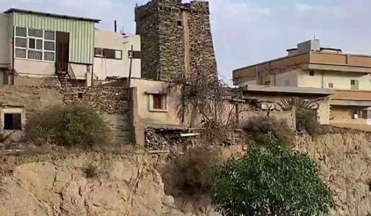 انهيارات صخرية تتسبب في إغلاق عقبتي الباحة وحزنة