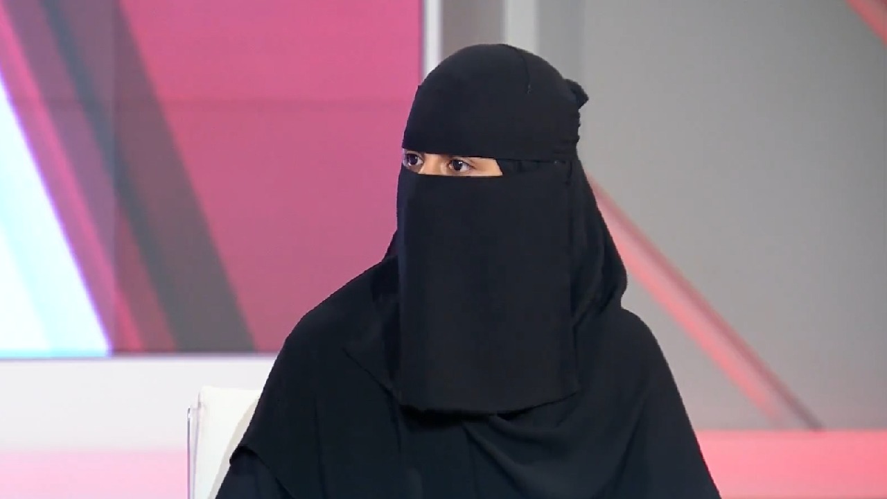 بالفيديو.. قصة فتاة فقدت أكثر من ربع مليون نتيجة ثقتها في الاستثمار