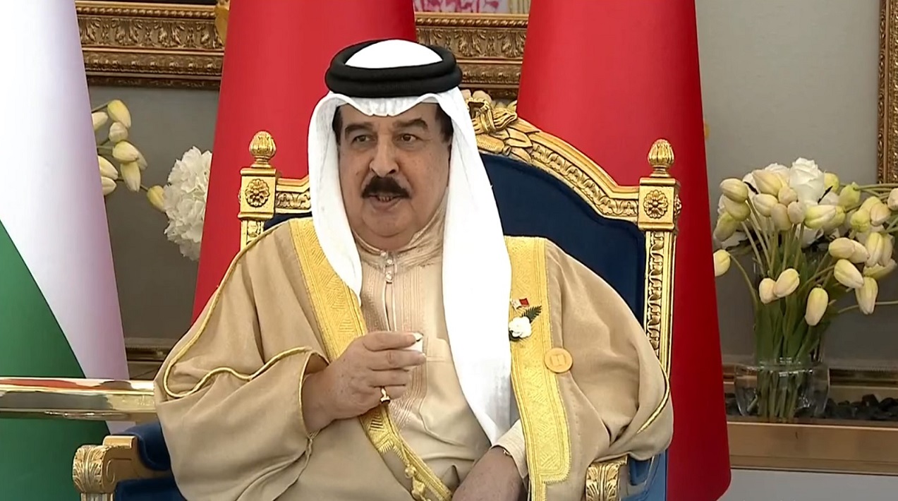 ملك البحرين: القمم الثلاث تعكس حرص الدول العربية والصين على تكثيف التعاون في المجالات