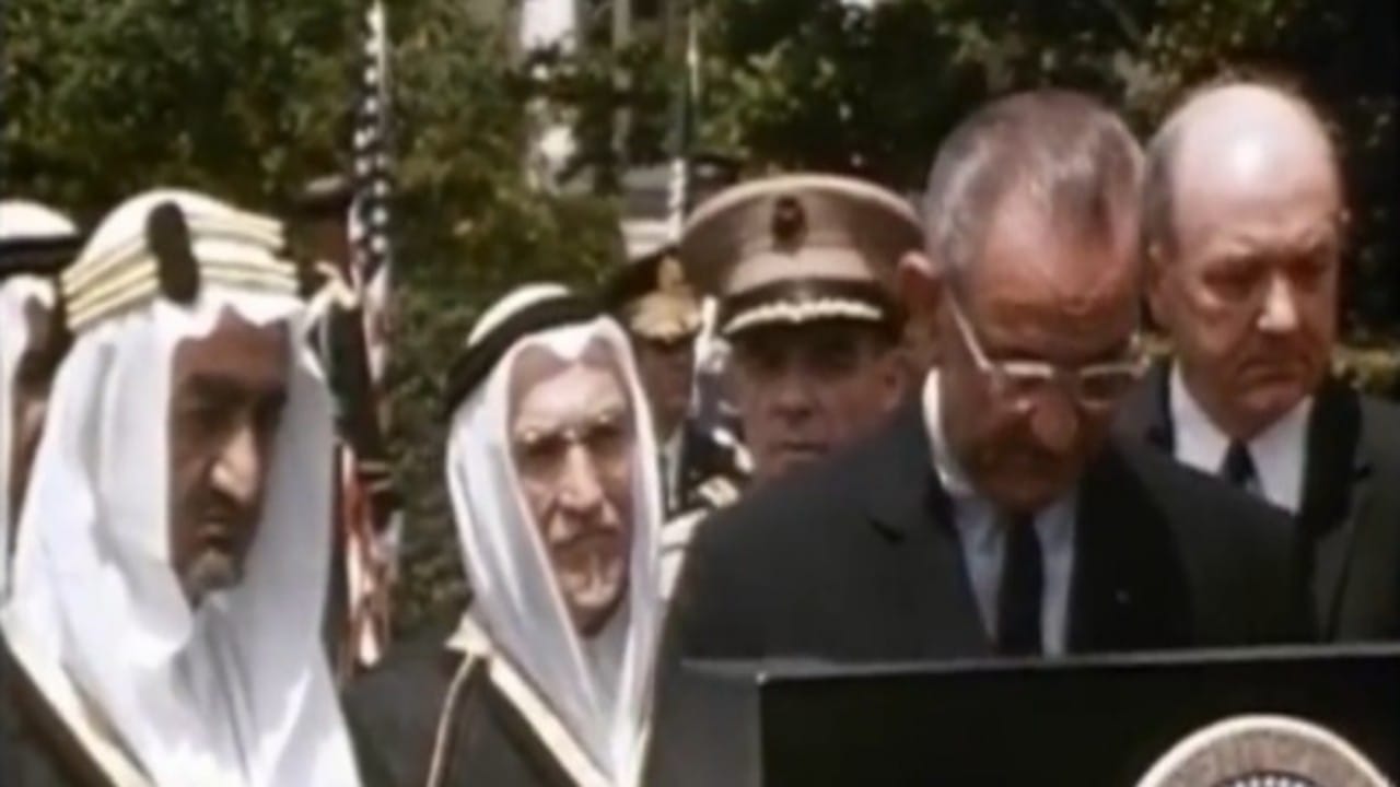 شاهد.. فيديو نادر من زيارة الملك فيصل إلى أمريكا قبل 56 عاما 