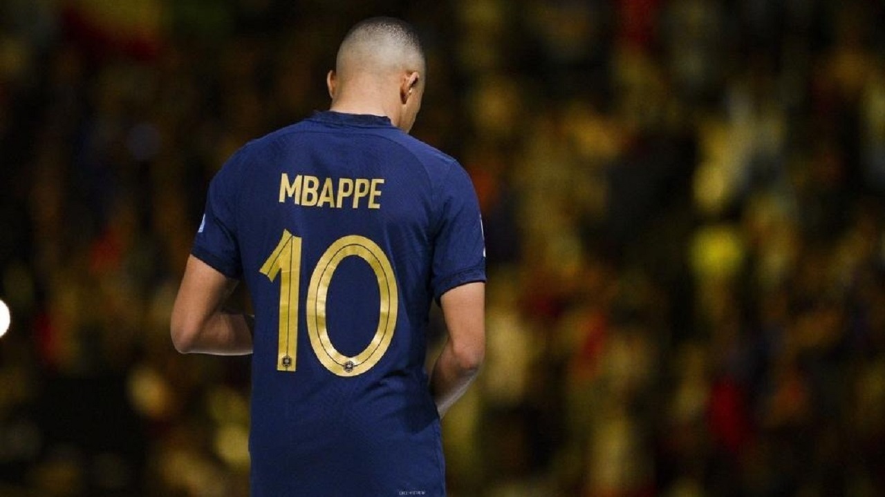 لاعب باريس سان جيرمان السابق يؤكد انتقال مبابي لريال مدريد