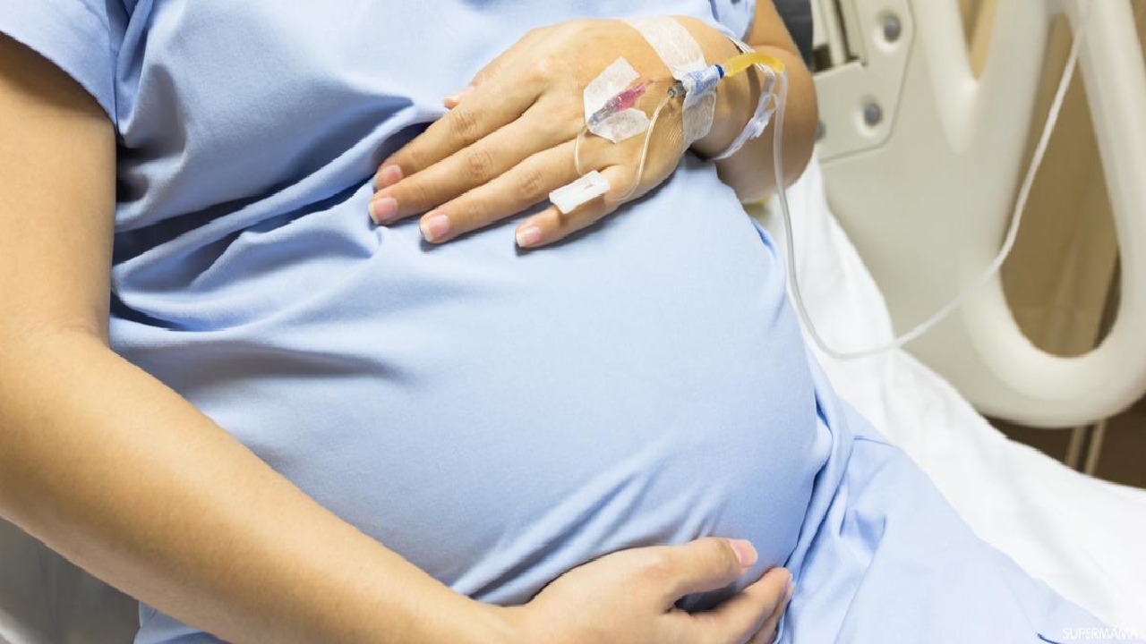 استشارية : الولادة القيصرية غير الضرورية تسبب الربو للطفل (فيديو)