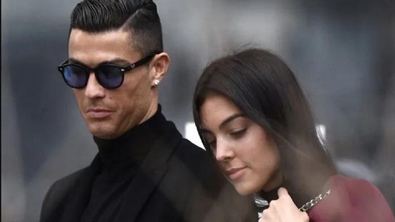 جورجينا وراء موافقة رونالدو على الانتقال للنصر