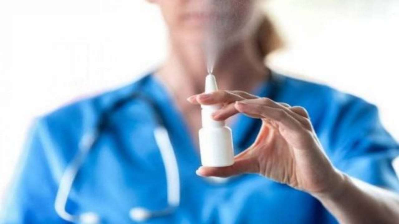 أول دولة في العالم تستخدم لقاح كورونا الأنفي