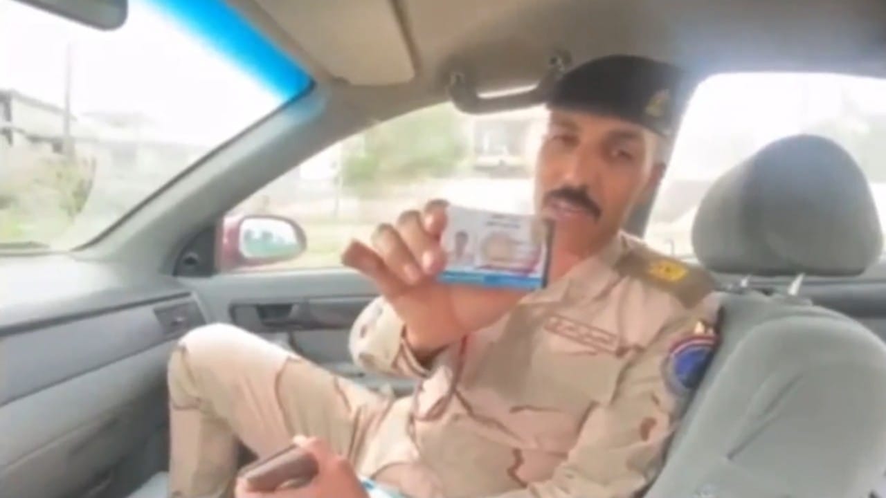 بالفيديو.. ضابط عراقي لرئيس الحكومة: أعرف أنني سأقتل بعد هذا الفيديو