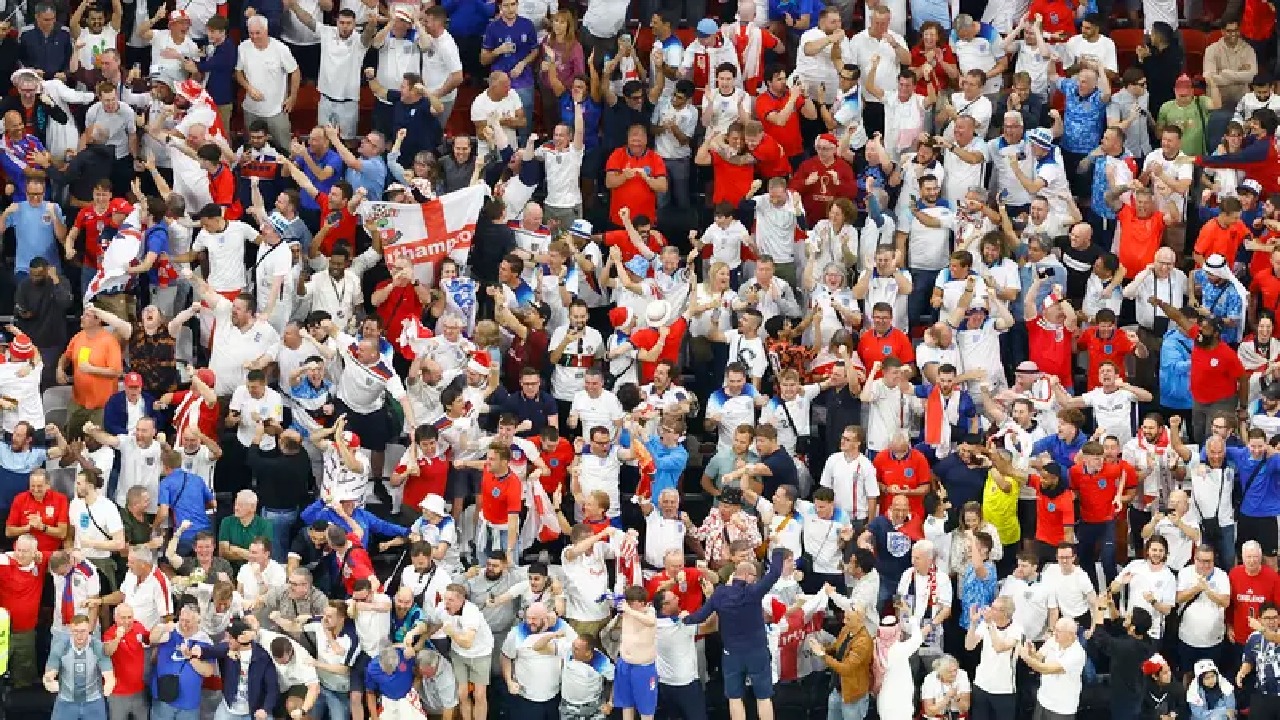 لأول مرة .. سلوك الجماهير البريطانية مثالي في كأس العالم