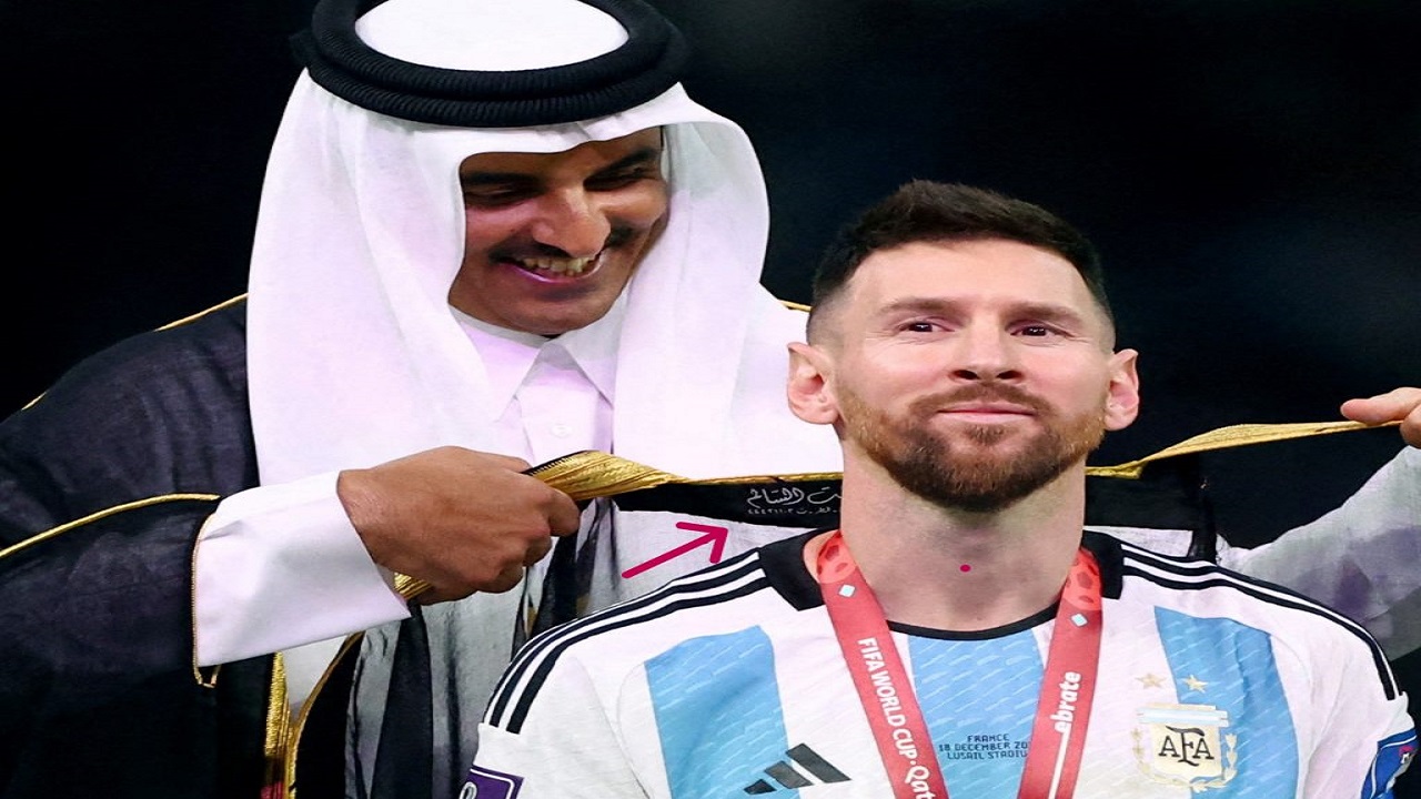 عُماني يعرض على ميسي مليون دولار لشراء “بشت” نهائي كأس العالم
