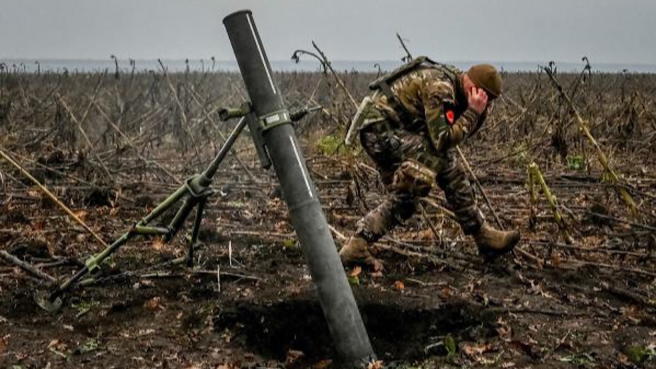 روسيا تقصف مناطق خارج خط المواجهة الرئيسي في دونباس