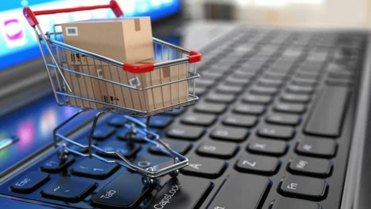 حقوق وواجبات المستهلك عند التعامل مع المتاجر الإلكترونية