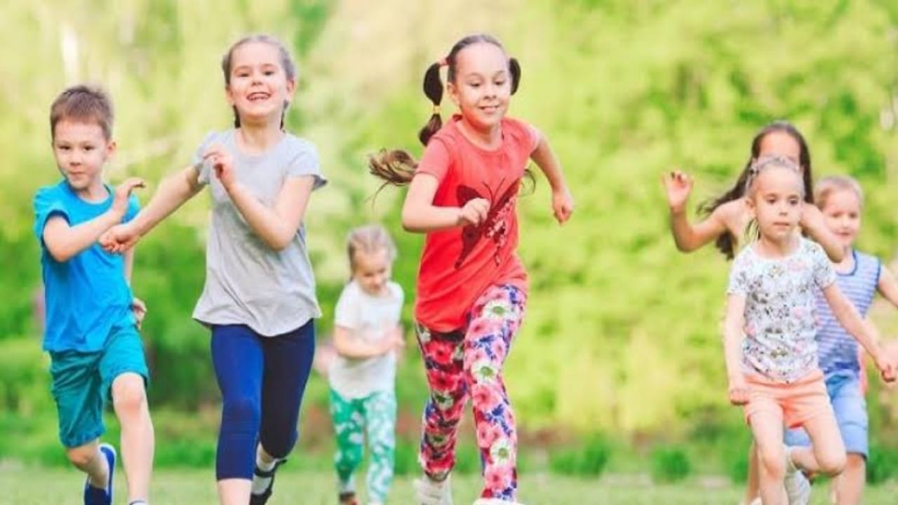 الكشف عن المعدلات السليمة لممارسة الأطفال للرياضة يومياً
