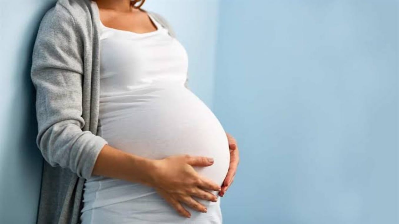 استشارية تكشف عن أدوية لاتساعد على الحمل ولا التبويض