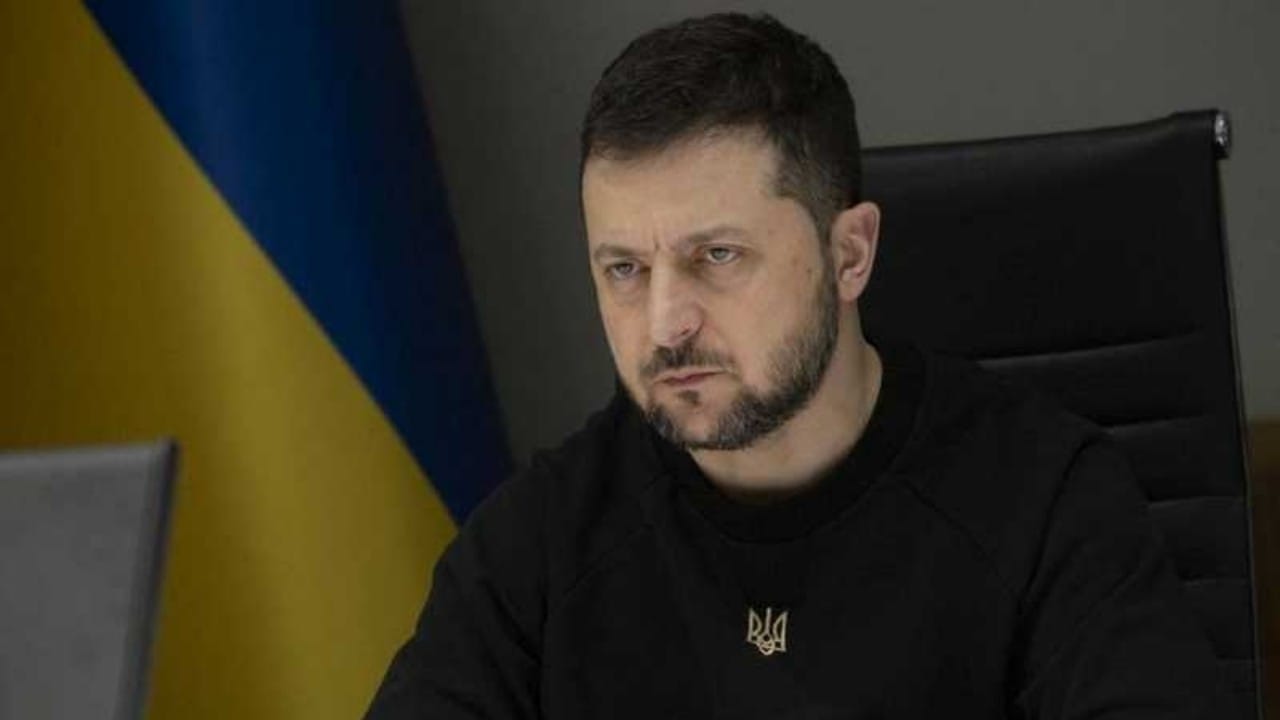 إقالة 5 حكام أقاليم من مناصبهم في أوكرانيا